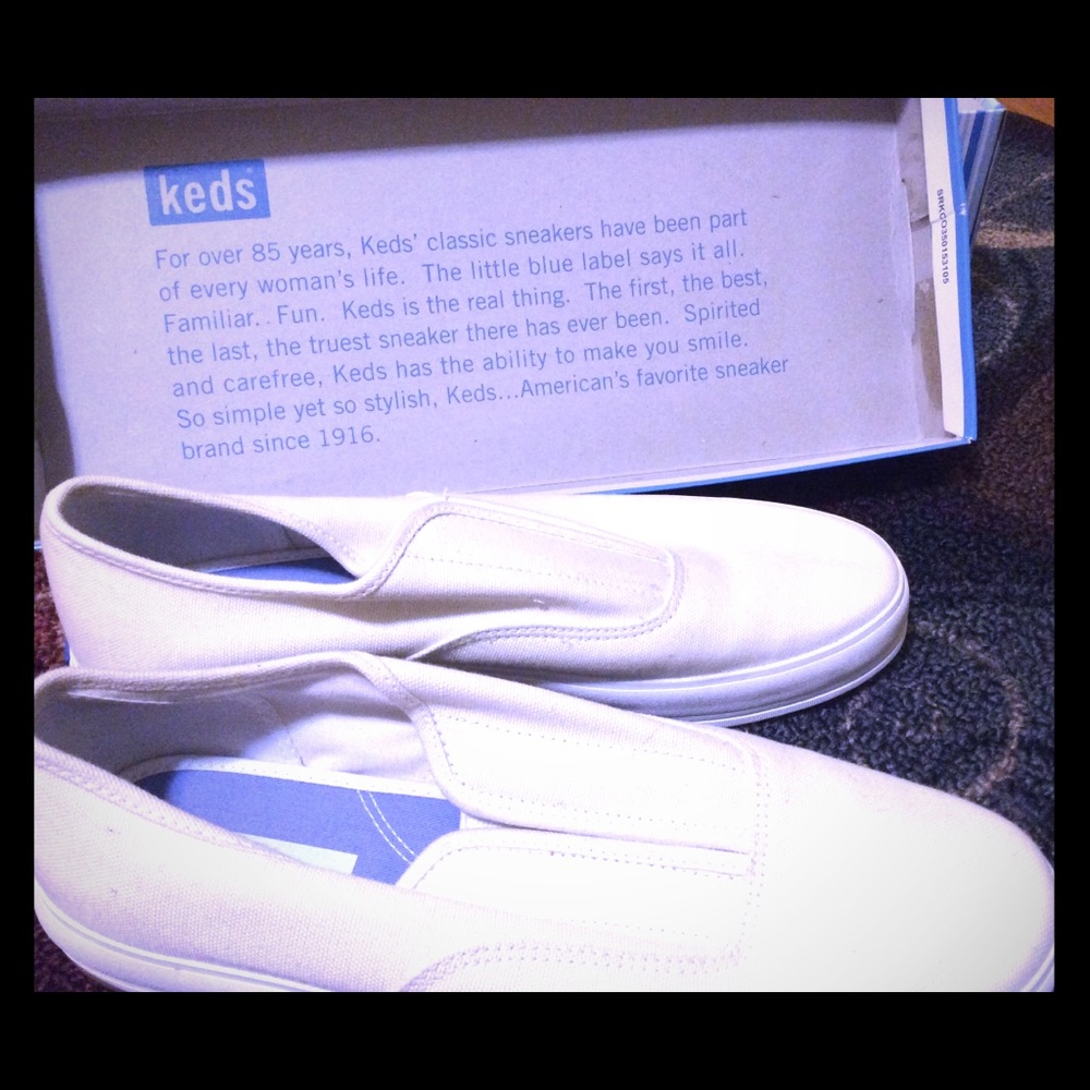 Keds Sneakers Women's Ivory White Size 9 NIB Vintage